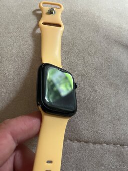 Apple Watch 8 - 2