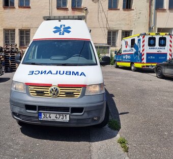 Sanitní automobil VW T5 | Sanitka | Ambulance | Obytný vůz - 2