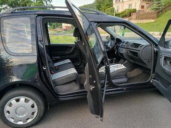 Š-ROOMSTER 1.2i 51KW ROK 2009  TOP STAV  KLIMA - 2