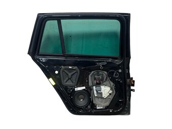 Levé zadní dveře černá metalíza LF9R Škoda Superb 2 kombi 11 - 2