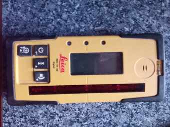 Leica Rugby 680 rotační sklonový laser - 2