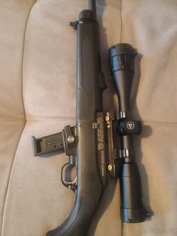 Samonabíjecí Ruger PC 9 - 2
