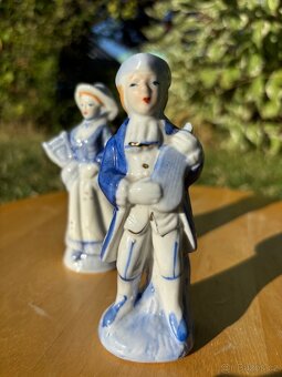 Porcelánové figurky – pár v lidovém oděvu - 2