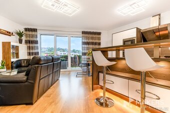 Prodej bytu 3+kk se 2 balkony a krásným výhledem, 94 m², Ber - 2