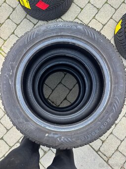 Sada zimních pneu 205/55/16 Dunlop Vredestein - 2