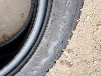 245/45/17 99h Dunlop - zimní pneu 2ks - 2