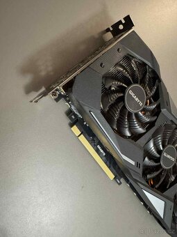 GIGABYTE GeForce GTX 1660 Ti OC 6G - 2