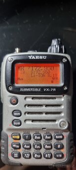 Yaesu VX-7R vč příslušenství. - 2
