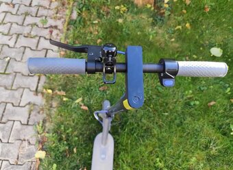 Elektrická koloběžka Xiaomi Scooter 3 černá/modrá - 2