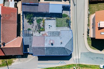 Rodinný dům s garáží, zahradou, vinným sklepem, v Jaroslavic - 2