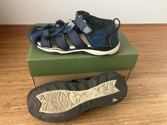 Sandály KEEN vel. 35 (22cm, US 3) - 2