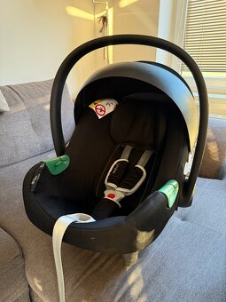 Cybex autosedačka (ATON B2 I-SIZE+BASE ONE Volcano Black) - 2