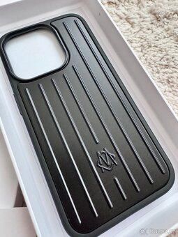 Rimowa kryt na Iphone 15Pro - 2