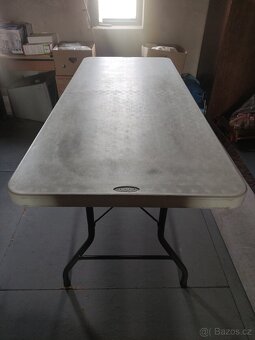 plastový skládací stůl - 2
