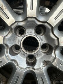 sada zimních alu kol ford 17" - 2