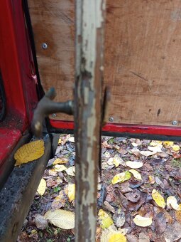 Mosazné klíčky oken - 2