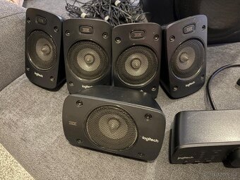 Logitech Z906 5.1 systém - 2