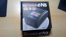 eN5 - nabíječka NiMH/NiCad - 2