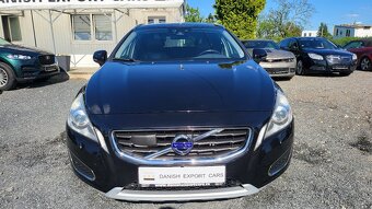 VOLVO V60 2012 T6 224 kW AWD 4x4 R-DESIGN,NAVI,PARK.KAMERA - 2