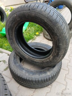 195/65R15 - 2