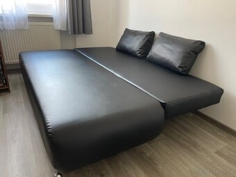 Rozkládací kožená sedačka - 2