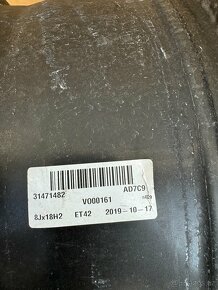 1ks Alu disk Originál 31471482 Volvo s60 v60 8J x 18 ET42 - 2