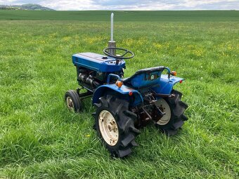 JAPONSKÝ MALOTRAKTOR ISEKI TX1000 - 2