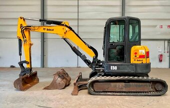 BAGR BOBCAT E 5046 - 2
