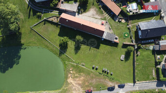 Prodej pozemku k bydlení, 889 m², Býkev - 2