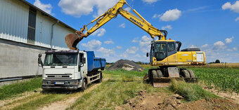 Bagr Komatsu PW220 - 2