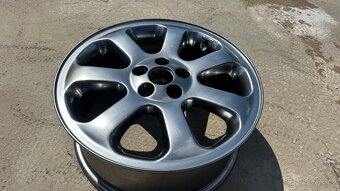 Alu disk Škoda 1U0 601 025 D - 2