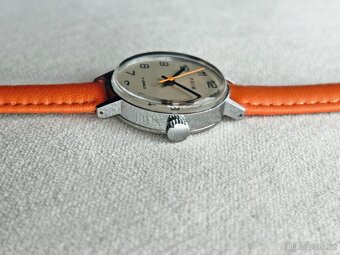 Československé Retro Vintage dámske hodinky PRIM Oranžové - 2