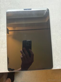 Apple iPad Air 5. gen M1 - 2