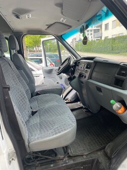 Ford Transit 9 míst - 2