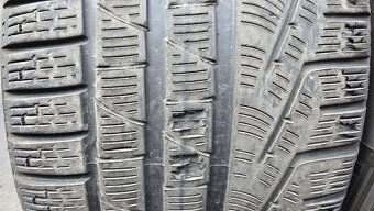 Zimní pneu 275/35/19 Pirelli - 2