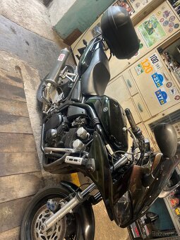 Yamaha Fzs 600 - 2