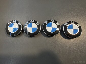 Originální středové krytky BMW. - 2