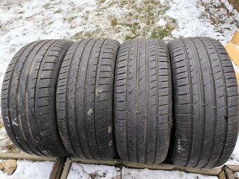 Falken 245/55/17 - 2