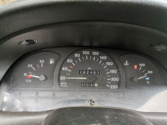 Opel Astra 1.4 benzín - 2