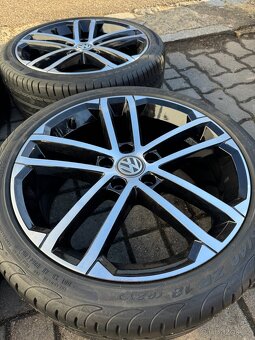 ORIGINAL Alu Volkswagen NOGARO R18, 5x112 - ZANOVNI, LETNI - 2