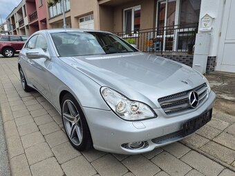 Mercedes Benz CLS - 2