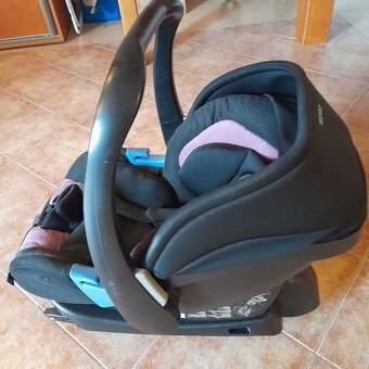 Autosedačka RECARO, přebalovací podložka - 2