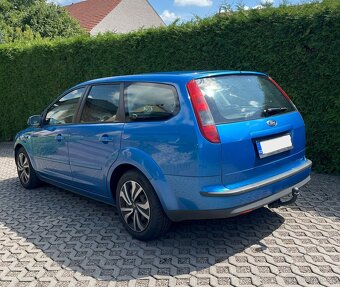 Ford Focus 1.6tdci Ghia , Kombi , Tažný , Po servisu - 2