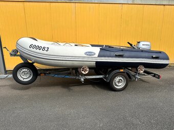 Motorový člun ZODIAC ZOOM s motorem HONDA BF20 - 2