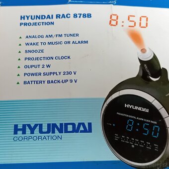 Radiobudík Hyundai RAC 878BG Projection černý - 2