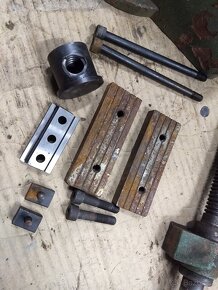 Strojní svěrák zbrojovka - díly - 2