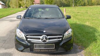 Mercedes-Benz A180 benzín r.v. 2014, nájezd 127 tis.km - 2