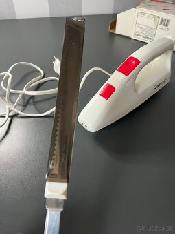 Elektrický nůž Clatronic - 2