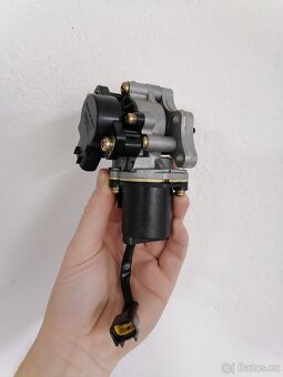 Yamaha YZF R1 2006 servomotor klapek s TPS senzorem - 2