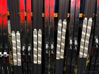 Nové běžky Atomic C2 slintech s vázáním - 2